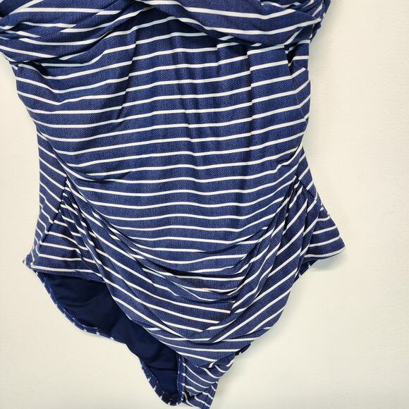 Niptuck One Piece Swim Suit Size 8 Blue White Striped Multi Fit Cup Ruched Waist - Picture 4 of 10